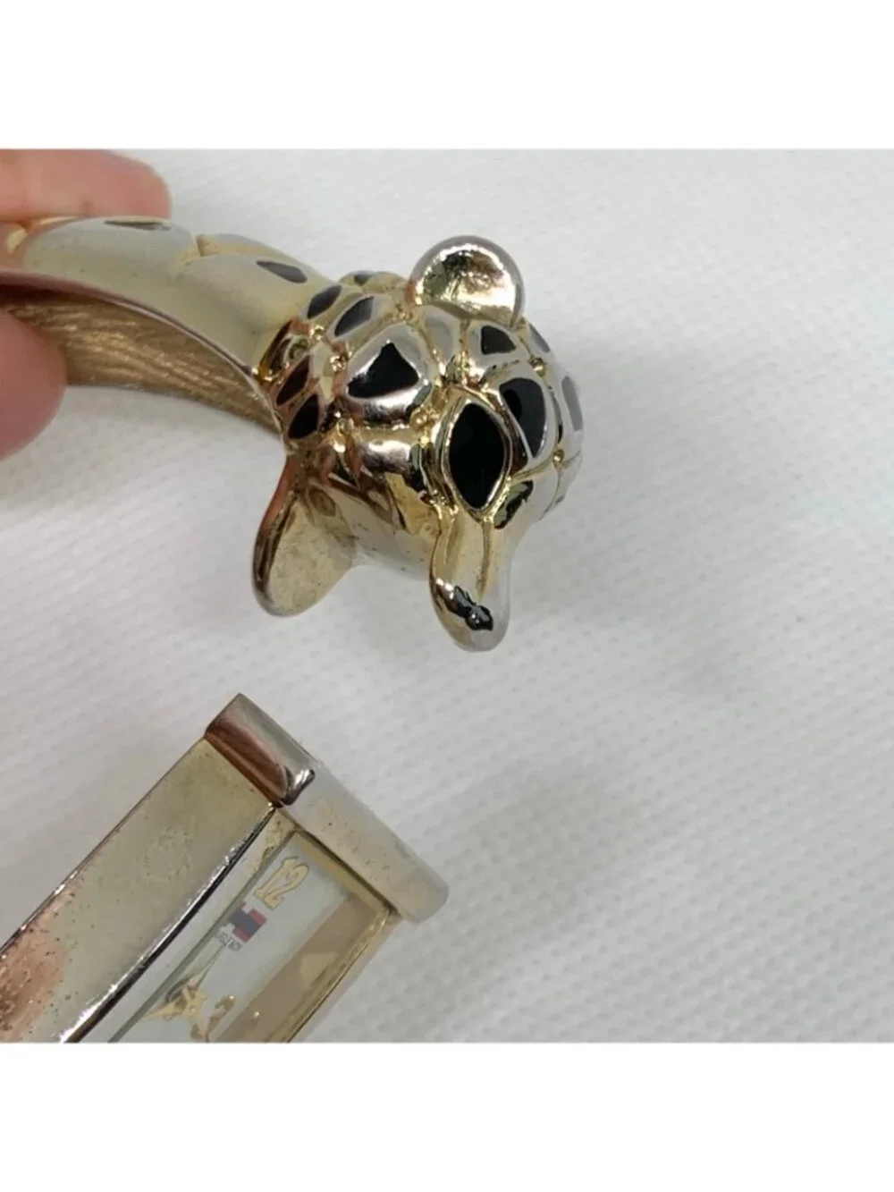 Vintage Bugle boy Women's animal face watch gold black tone 20mm quartz running